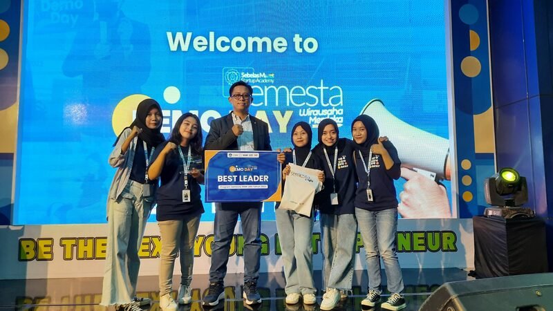 Apresiasi tim di Semesta